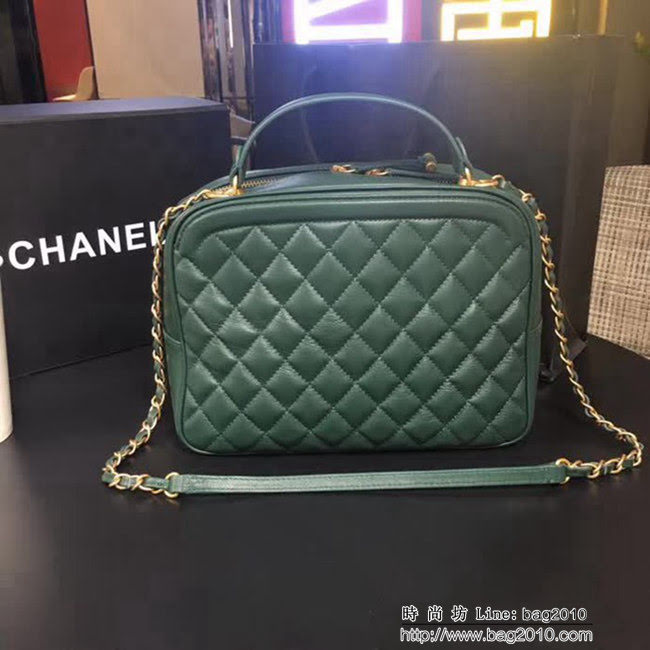 香奈兒CHANEL 57906 正品開發2018新款化妝包手提肩背鏈條包 DSC2105